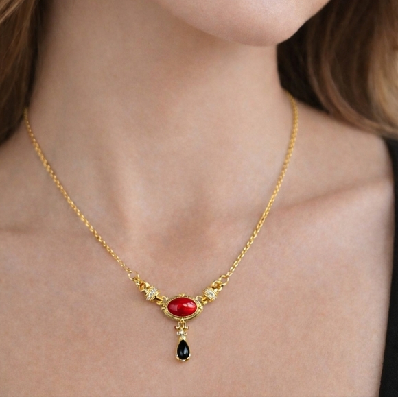 Other Jewelry - Gold Tone Faux Ruby Red Cabochon Necklace w/ Black Teardrop Drop